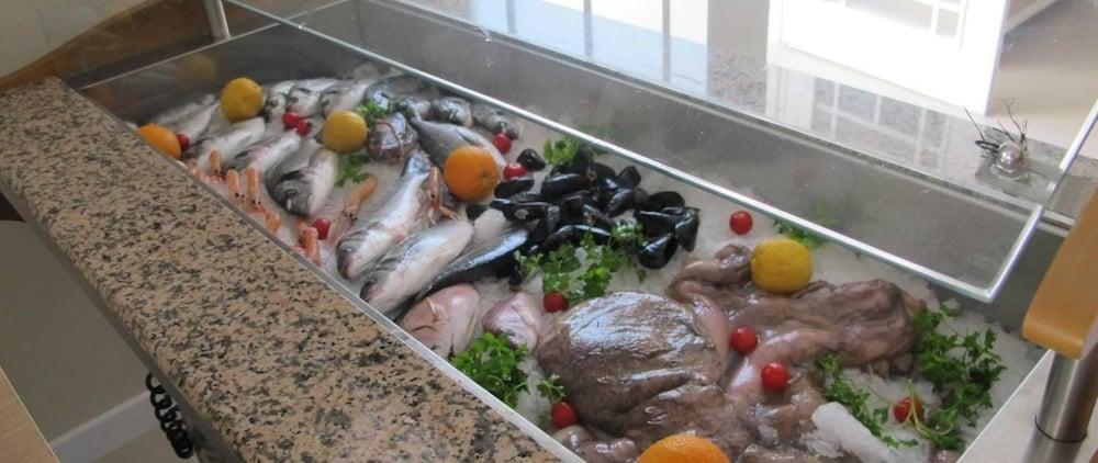 Nika Hotel 3*