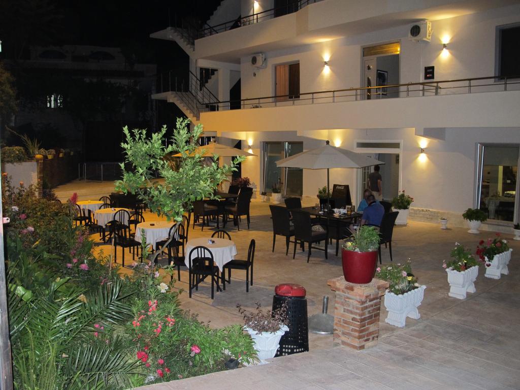 Nika Hotel 3*