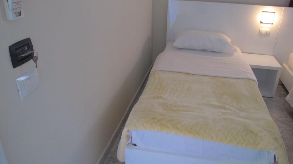Hotel Nika 3*